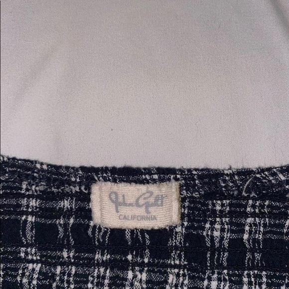 brandy melville izzy tank - Picture 2 of 2